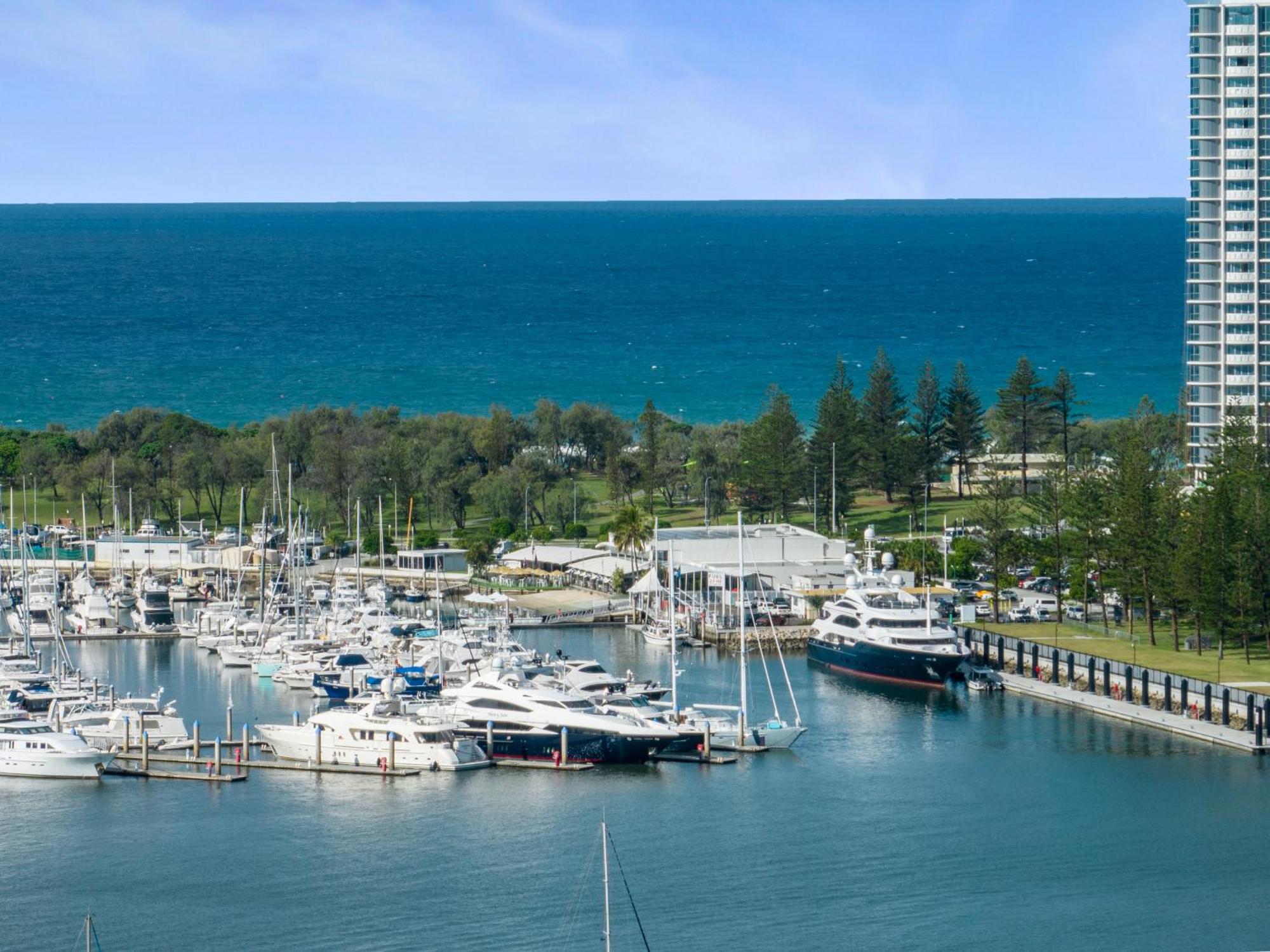 Brighton Shores Gold Coast Exterior photo